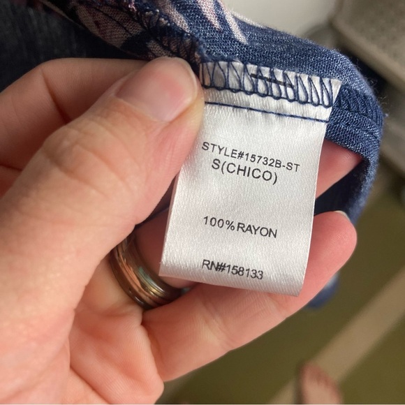 Pink Clover Size Small Maples Open Front Floral Kimono Cardigan Navy Blue Swim - Picture 6 of 8